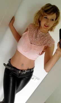 Born4U2 from Victoria,Australia
